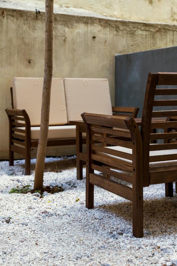 Lykabettus Gem With Yard And Parking Apartment Атина Екстериор снимка