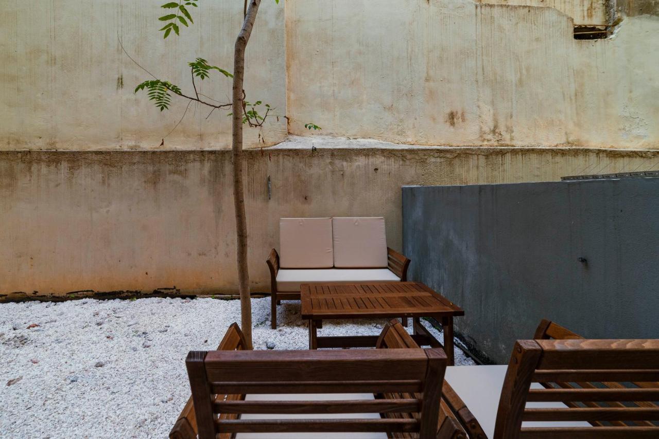 Lykabettus Gem With Yard And Parking Apartment Атина Екстериор снимка